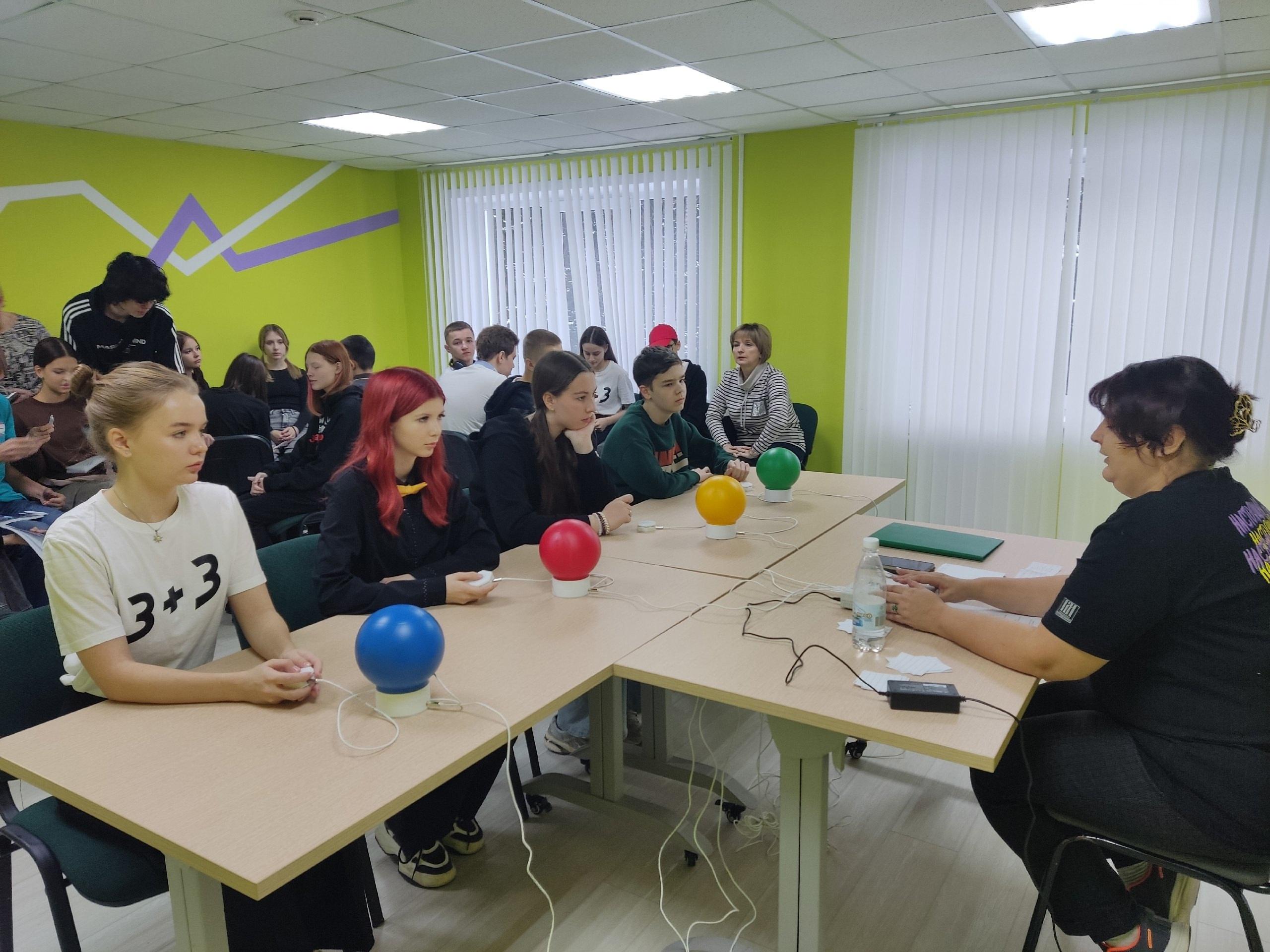 Турнир по интеллектуальным играм.